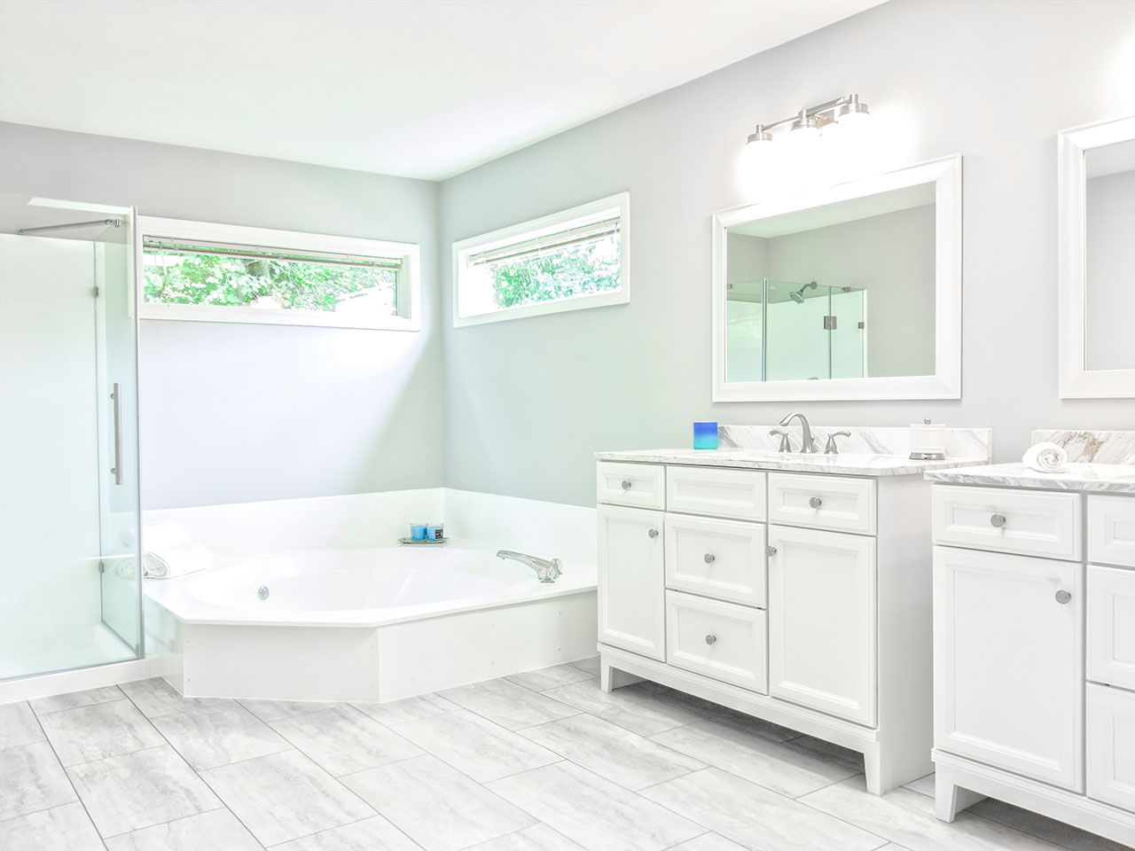 Image of a white bathroom